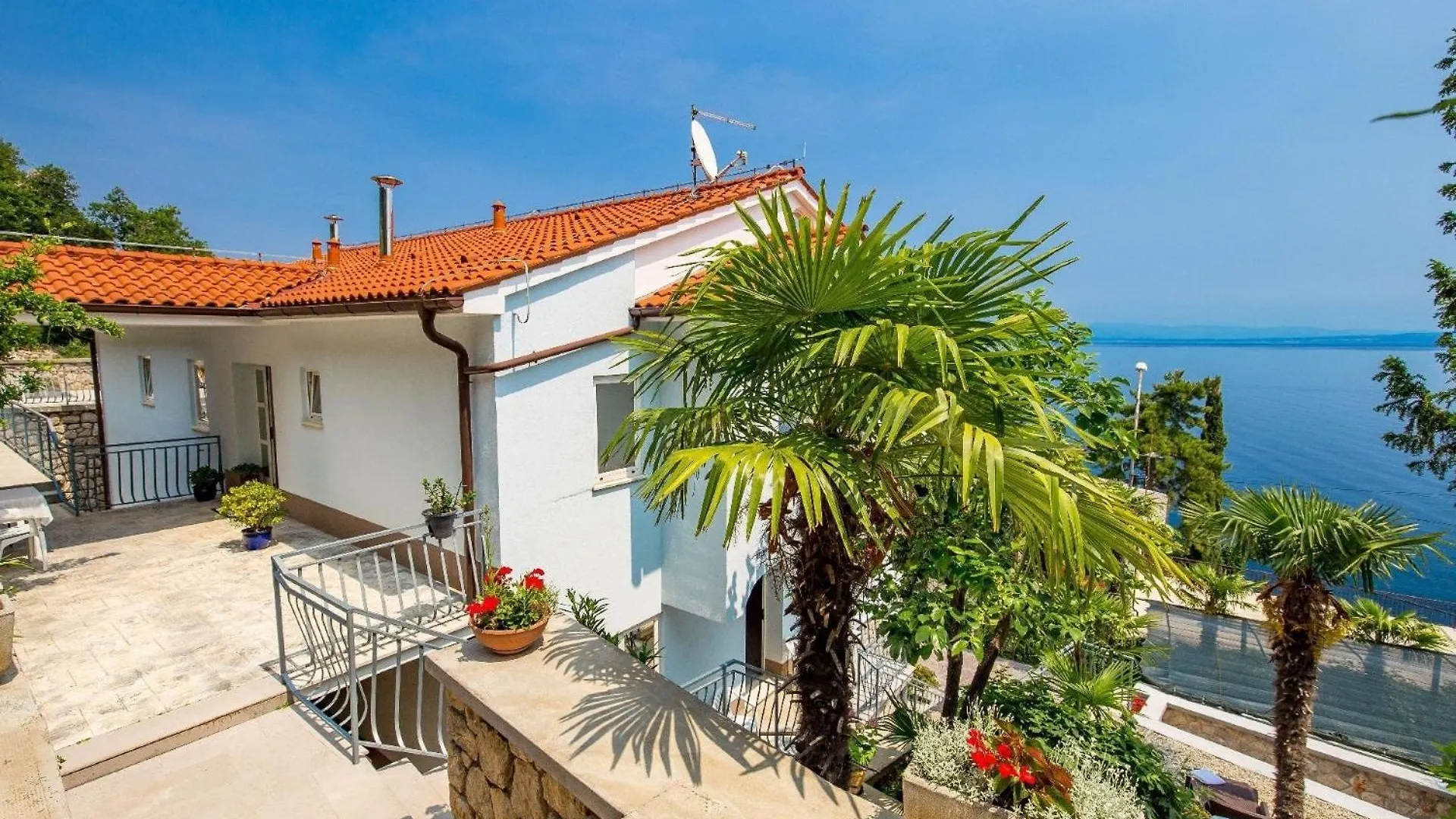 Wohnung In Obrs Mit Kleiner Terrasse Und Meerblick Apartman Moscenicka Draga